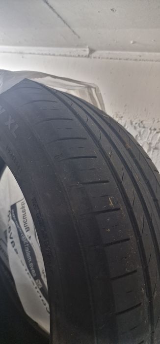 Set 4 anvelope vara 245 45 19 Continental