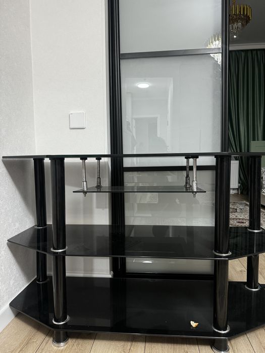 Подставка под телевизор