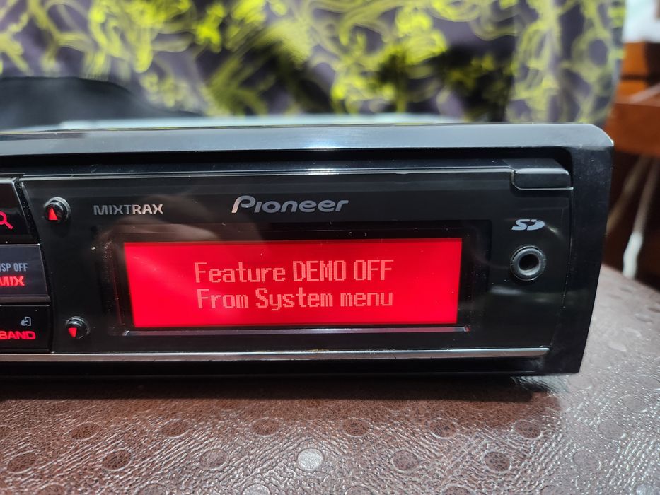 Продам магнитолу пионер