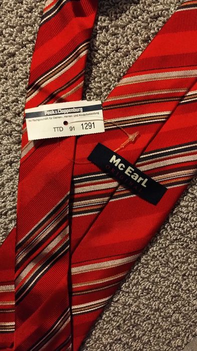 Ocazie! Lot de 100 de cravate, lichidare stoc magazin