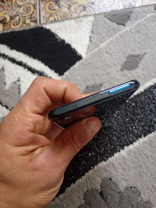 Vând Huawei p30 lite 300lei cu memorie de 256GB