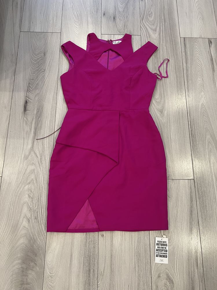 Rochie fucsia V Label London noua cu eticheta