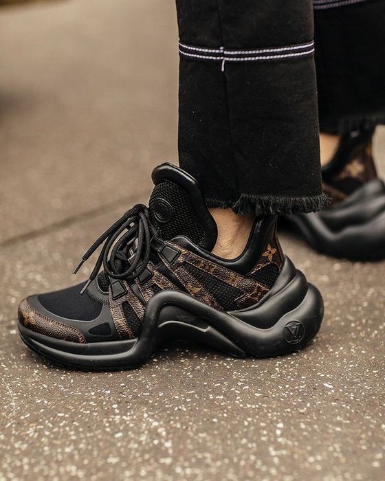 Adidasi louis vuitton marimea 39
