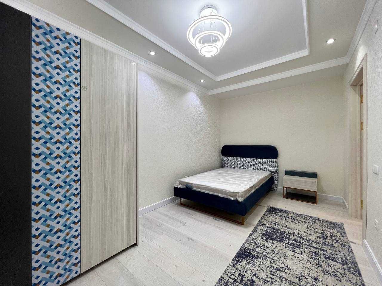 м.Космонавтов ЦУМ 4-комн 4/4 100 м² евроремонт меб/тех кирпичный дом