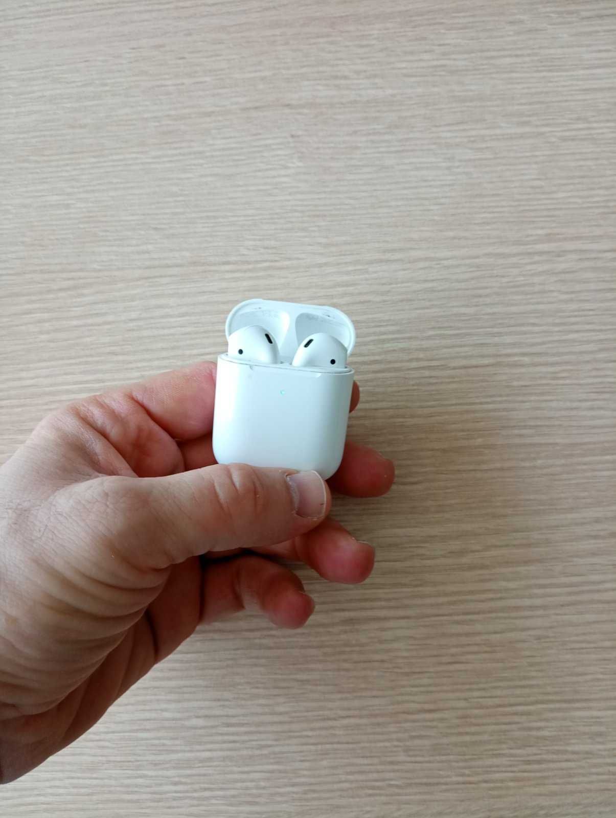 Слушалки AirPods 2