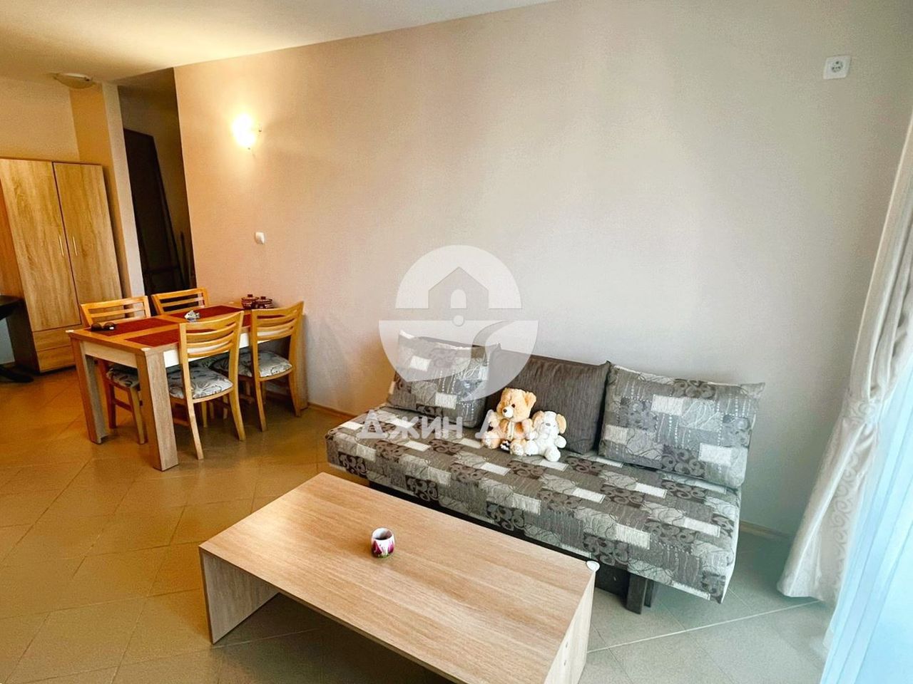 Продава се Двустаен апартамент в с. Кошарица, Област Бургас - 65 кв.м за 954 €/кв.м - Снимка #2