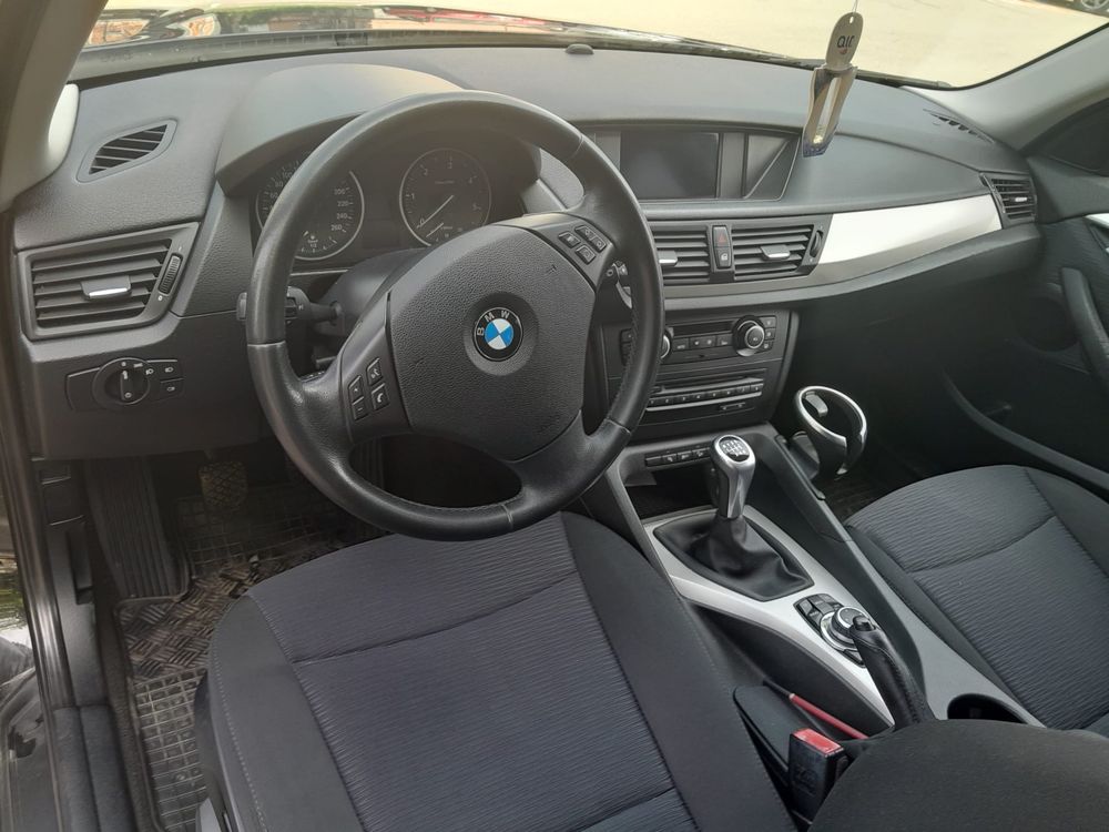 BMW X1  Xdrive-manual-2012