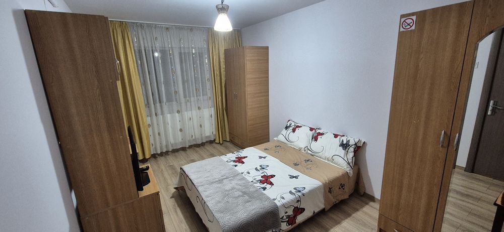 Închiriez garsonieră