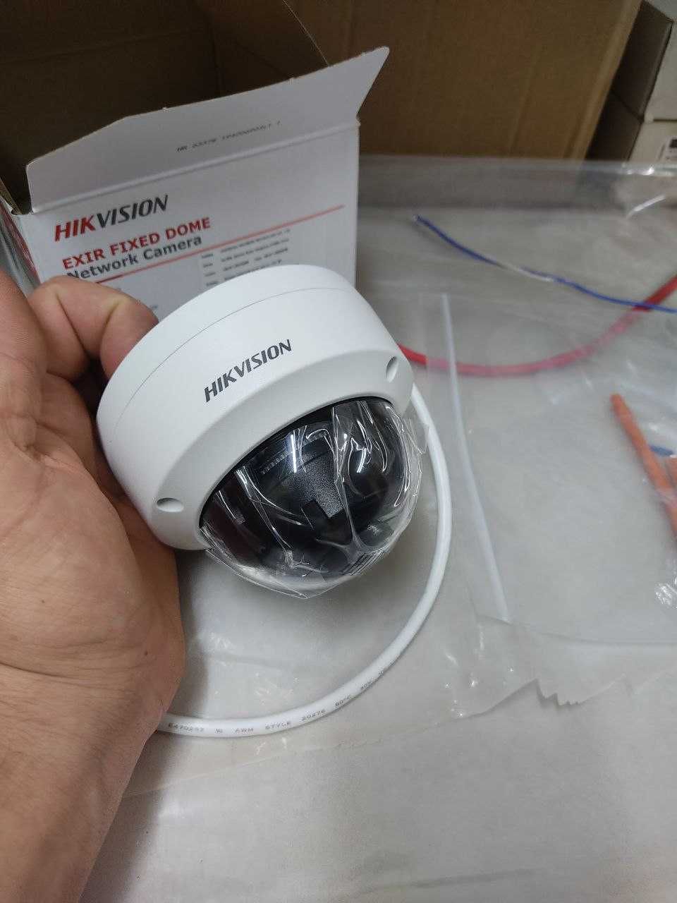 Камера IP . HIKVISION. видеонаблюдения. 2MP.