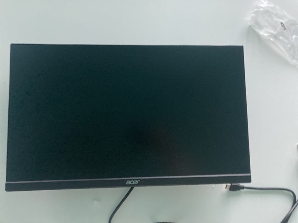 Продам монитор acer 24.5 75 герц + кронштейн