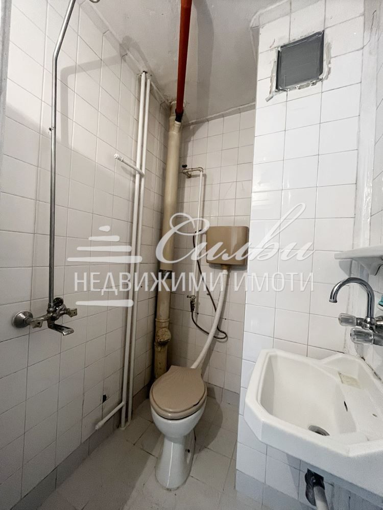 Продава се Едностаен апартамент в Шумен, Добруджански - 39 кв.м за 1485 €/кв.м - Снимка #5