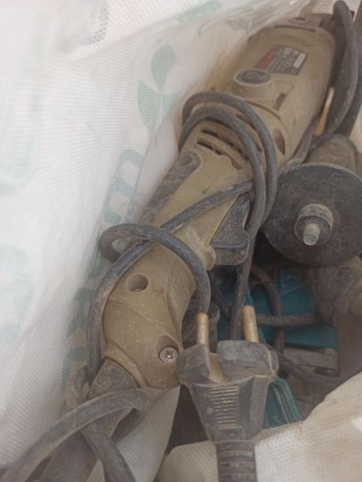 Продается инструмент на запчасти