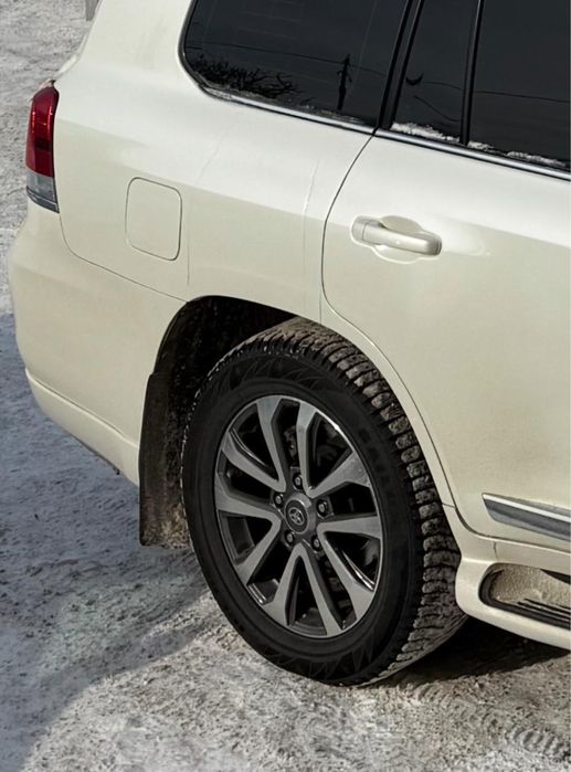 Автошины R 20 отличном состояние