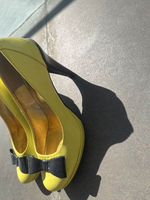 Pantofi  cu toc inalt din piele Magdoll, marimea 38