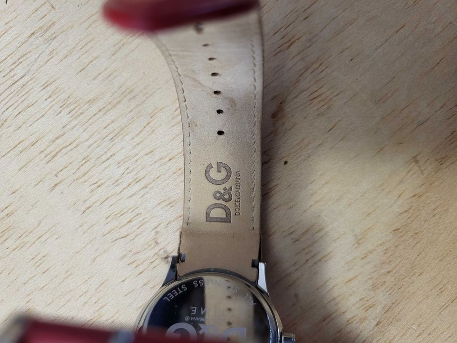 Dolce & Gabbana DW0149 Peek-a-boo argintiu, ceas de damă din piele