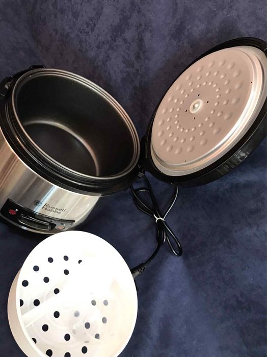 Уред за готвене на ориз Russell Hobbs