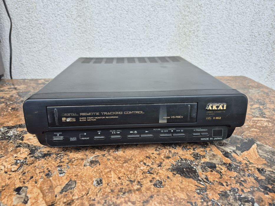 Vand Video marca Akai model VS-R9EV ,Made in Japan

- video casette