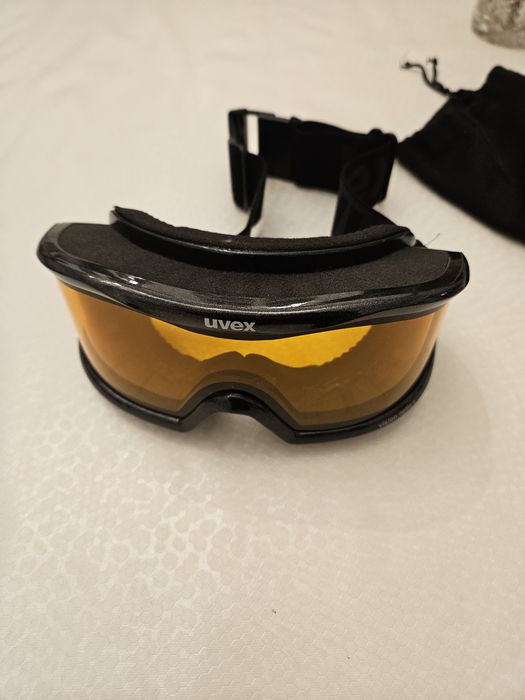 Абсолютно новые лыжные очки Uvex можно