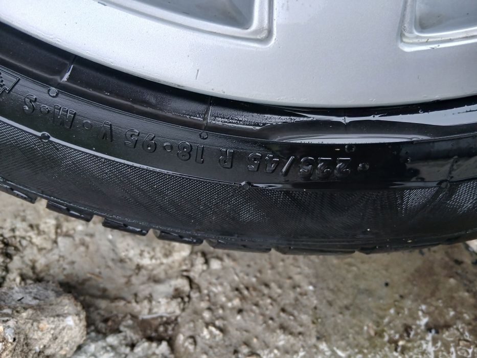 225/45/18 гуми с джанти 5×112