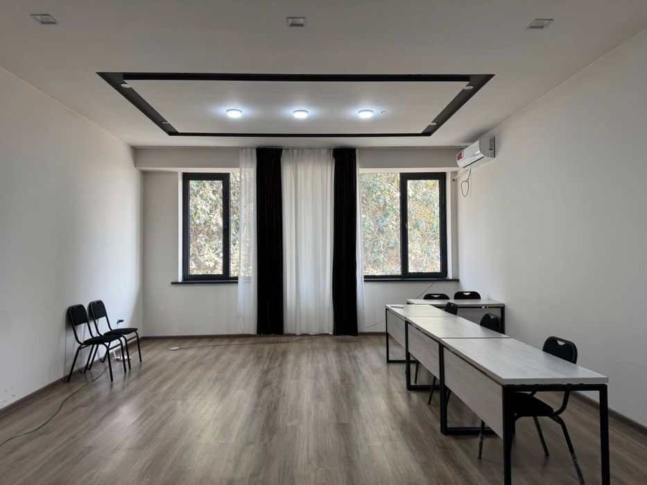 Аренда под офис ул. Шота Руставели недалеко мост Узгариш 50м2 450$