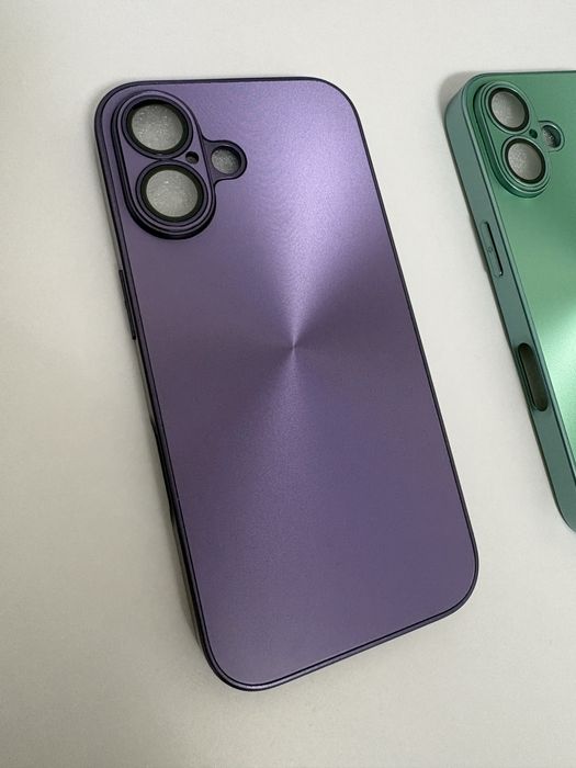 Husa / Carcasa iPhone 16 Aspect metalic