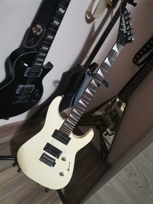 Chitarä Electricä Jackson