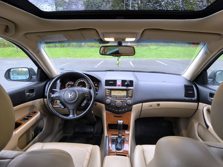 Honda Accord 2.4. facelift automatic, 2006, tourer.
