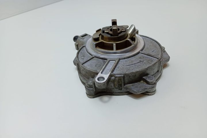 Pompa vacuum 3.0 / 3.2 fsi 06E145100M Audi A6 4F/C6 (facelift) seria