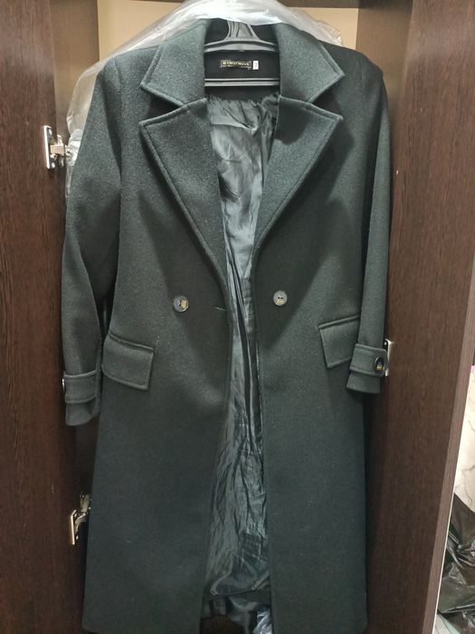 Пальто демисезонное