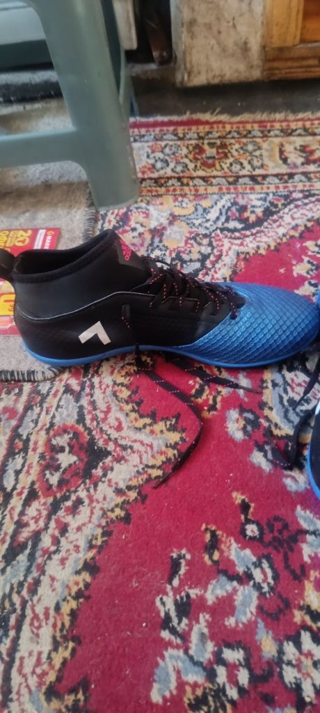 Спортни обувки Adidas