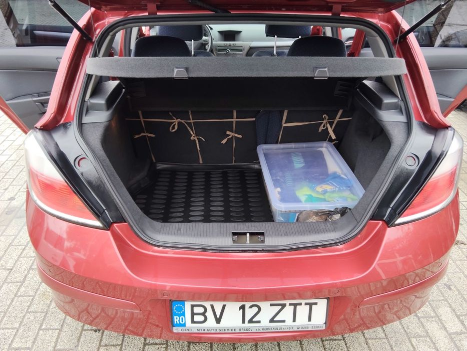 Opel Astra H 1.4 benzină
