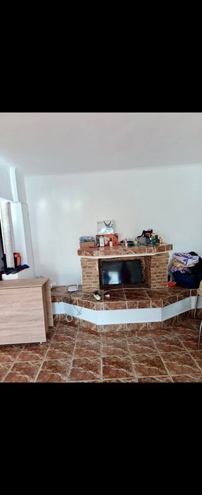 Vând apartament 3 camere – Etaj 1 – Ostroveni-str Lucian Blaga 

Ap