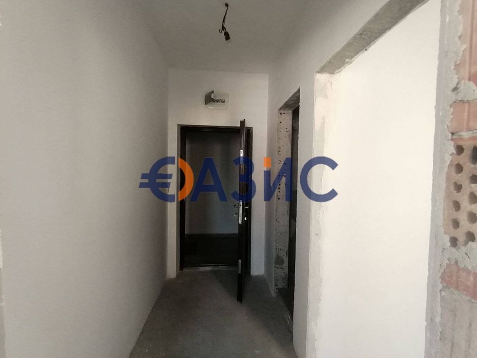 Продава се Двустаен апартамент в Бургас, Меден рудник - зона В - 56 кв.м за 1054 €/кв.м - Снимка #3