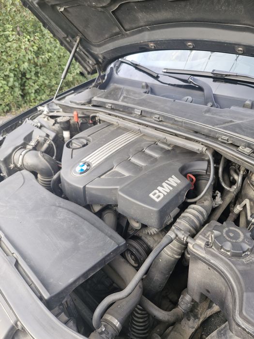 Vând BMW Seria 3
