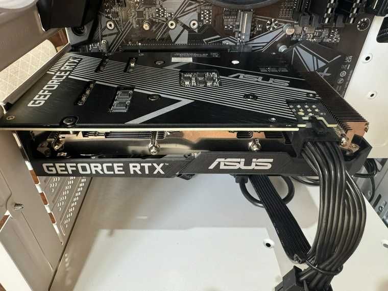 [PC GAMING] Ryzen 5 5600x ASUS RTX 3060 12GB + Monitor gaming 240hz