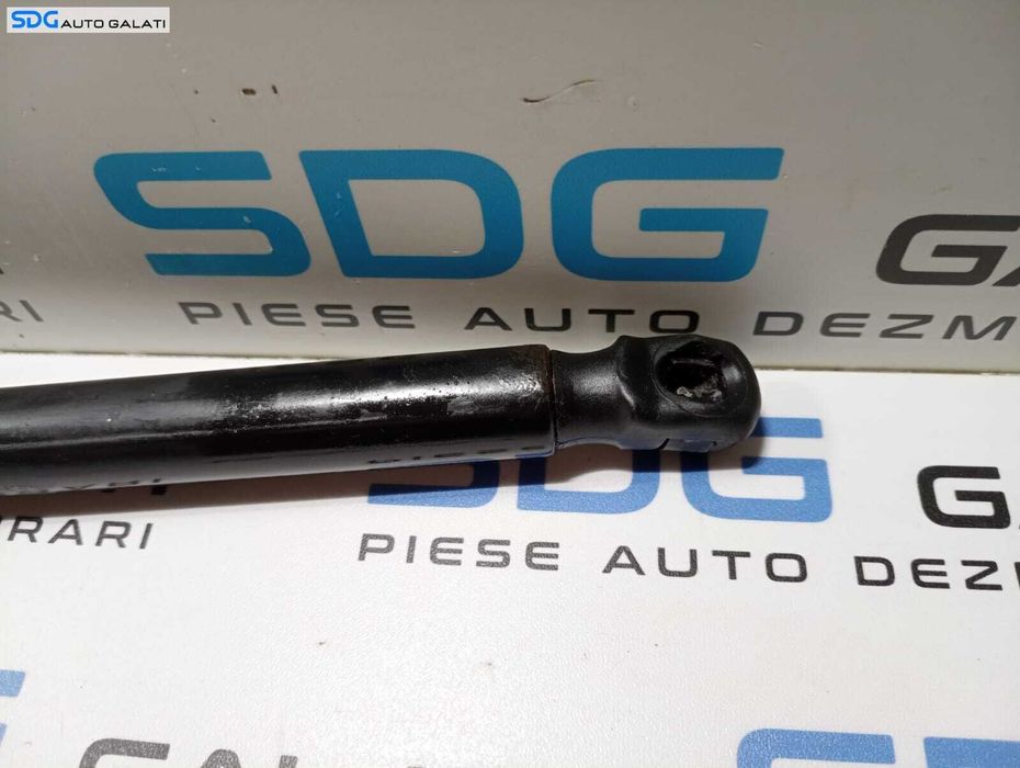 Amortizor Amortizoare Telescop Telescoape Hayon Haion Portbagaj Renault Clio 3 2005 - 2014 Cod 8200583852 [M4492]