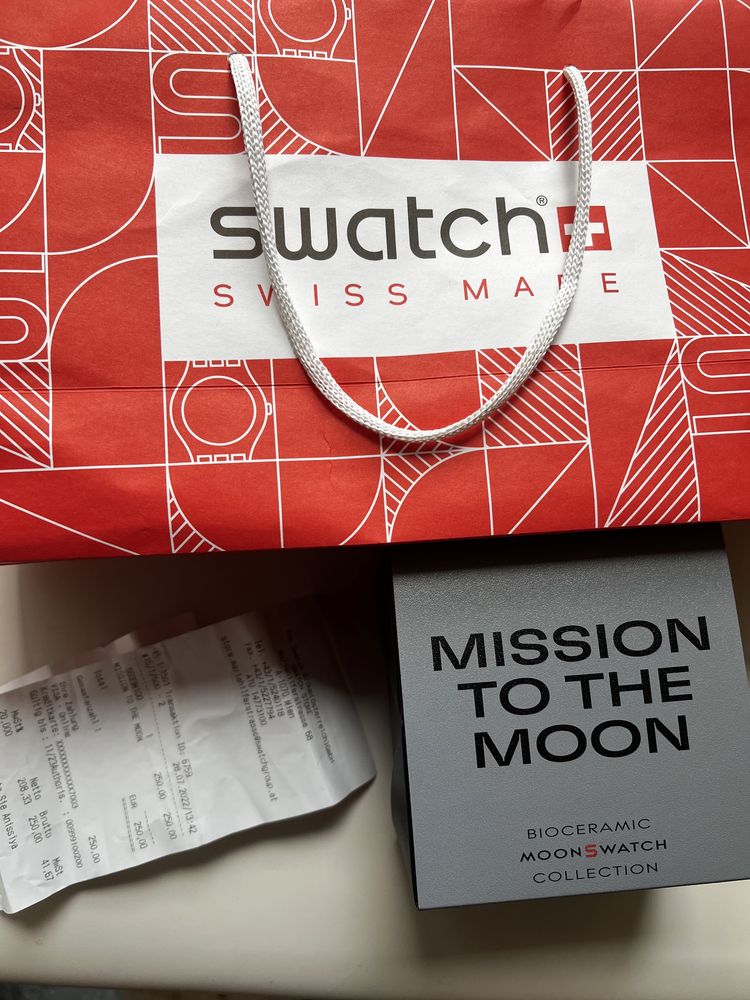 Swatch / Omega Mission to Moon