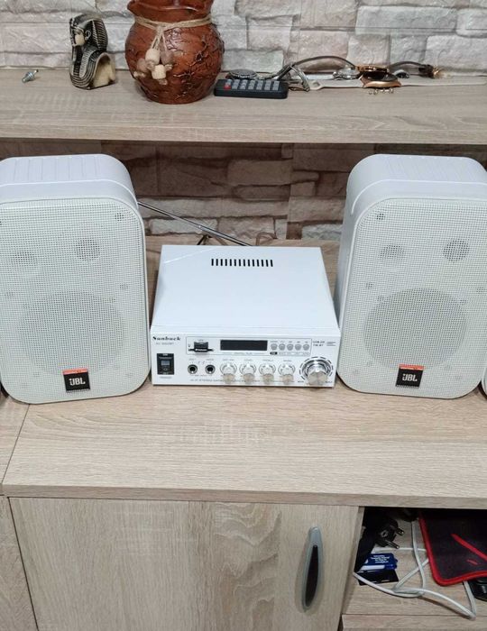 Boxe si amplificator