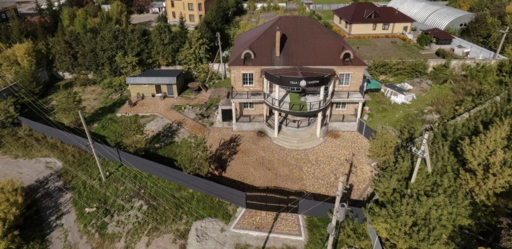 Продам коттедж на пестром