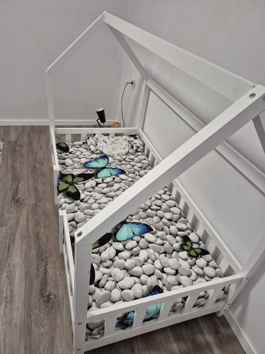 Pat Montessori + saltea 166 x 85 x 129 cm, 70 Kg, lemn de brad