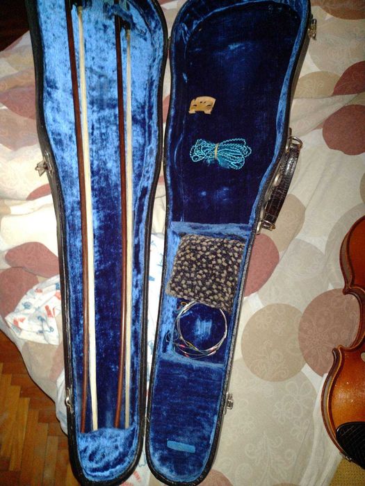 Цигулка запазена