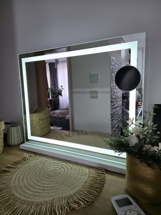 Oglinda makeup LED 45x60, lumina calda-rece, intensitate reglabila
