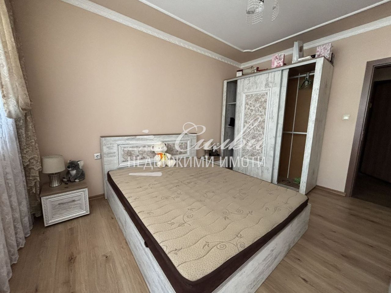 Дава се под наем Двустаен апартамент в Шумен, Болницата - 63 кв.м за 306 € - Снимка #4