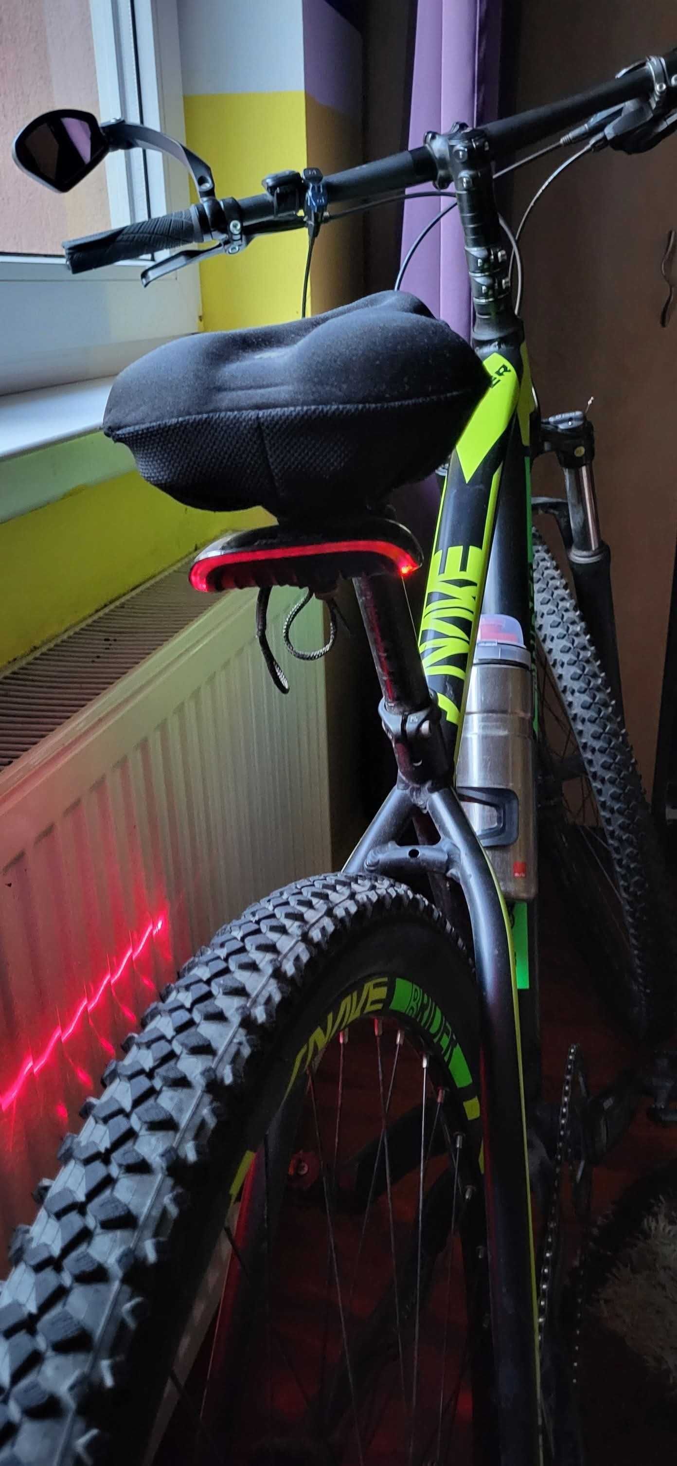 Vând Montain Bike  29"  cadru aluminiu frâne pe disc