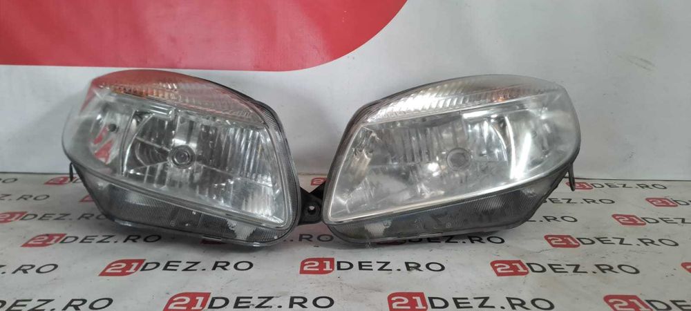 Faruri / Far stanga  far dreapta Skoda Fabia 2, Skoda Roomster Halogen