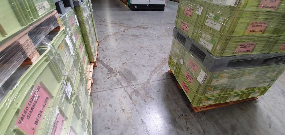 Măturat - Curatat mecanizat/manual - parcări subterane și supraterane