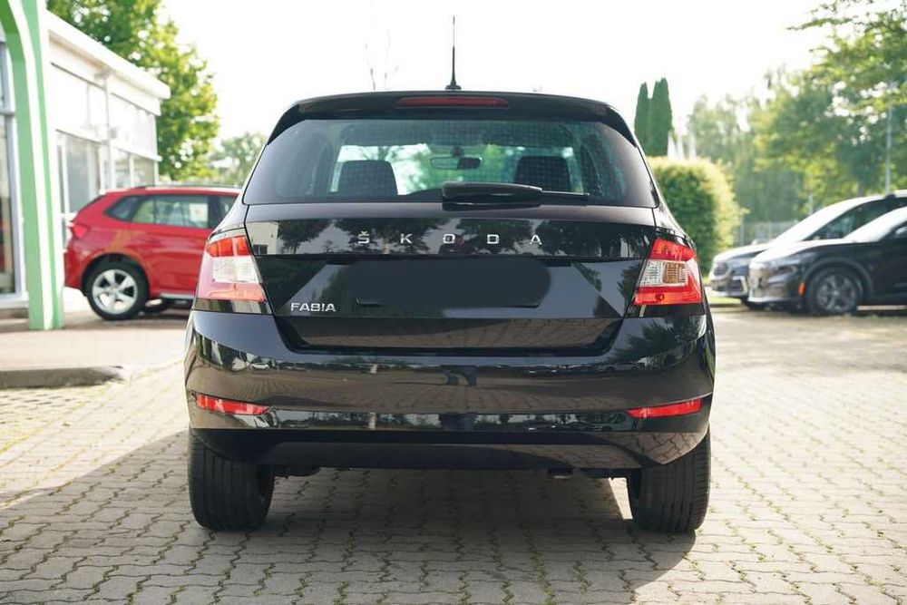 Inchirieri masini Bucuresti - skoda fabia diesel