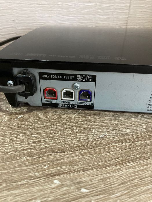 SONY BDV-EF220 2+1 Blu-ray 3D Домашно кино