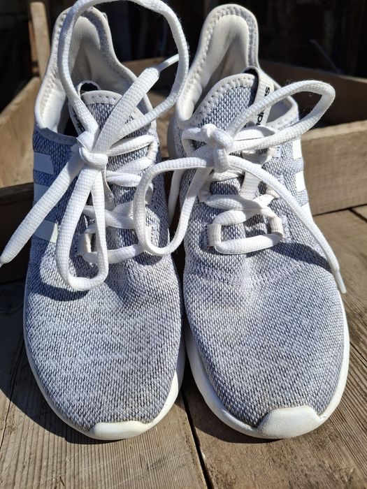 Кроссовки Адидас женские