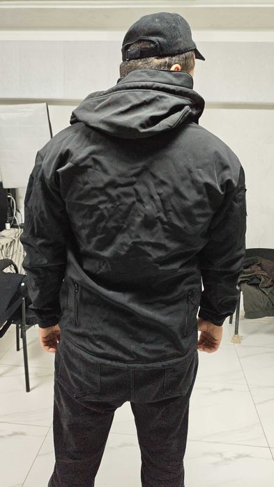 Куртка комплект сотилади янги